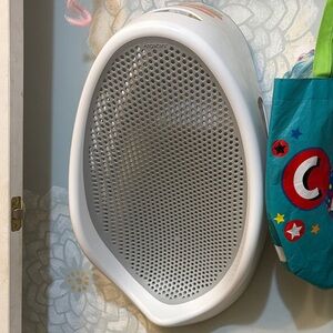 White Angelcare Baby Bath Support